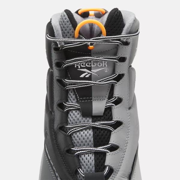 Reebok The Blast Basketball Shoes #cooljs #cooljsfresh #basketballshoes .  Brand: @reebok #reebok . . Style: #reeboktheblast #reebokblast