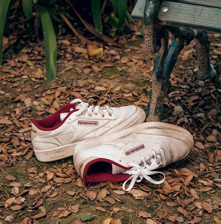 Club C 85 Shoes - White / Stucco / Classic Maroon