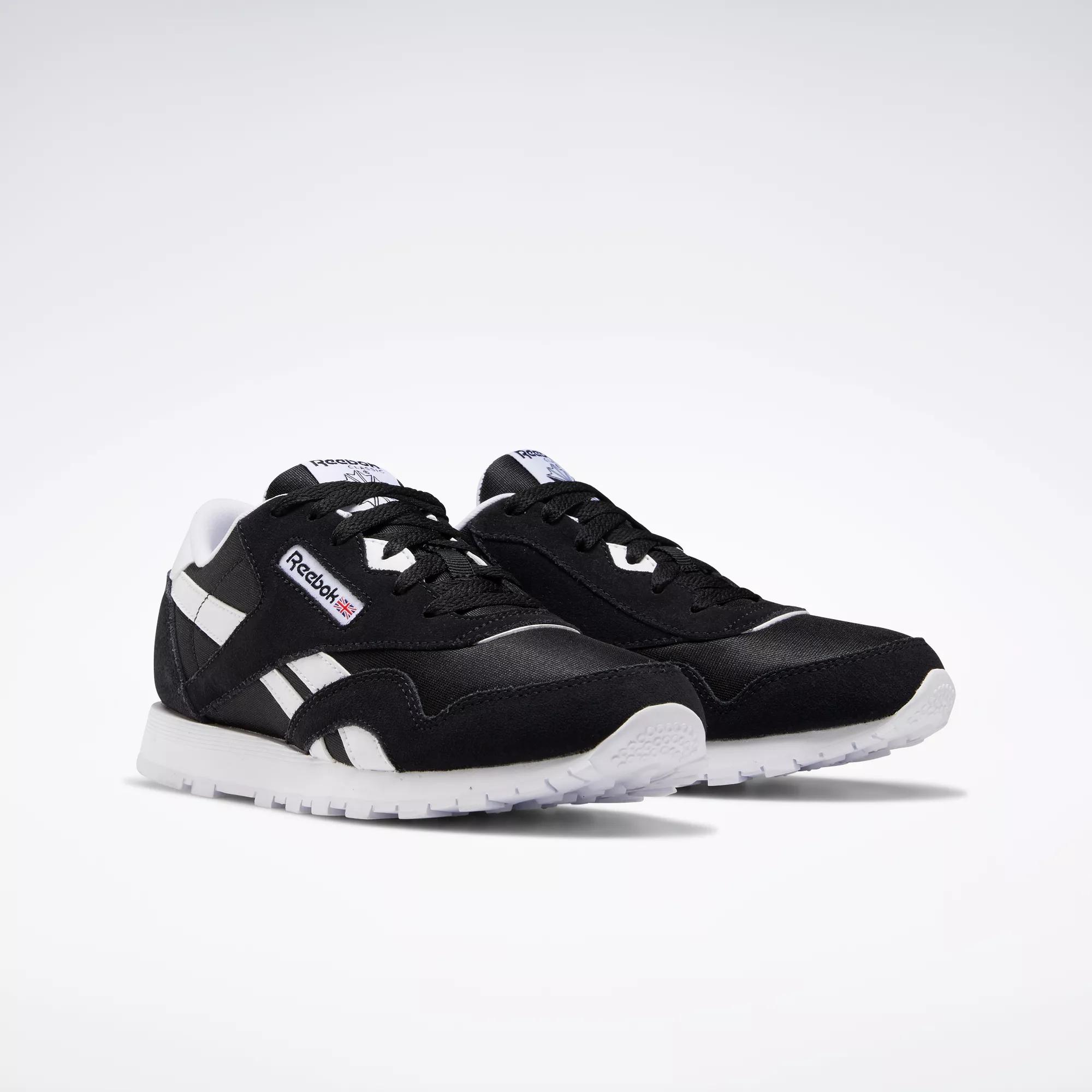 Black and shop white reebok classics