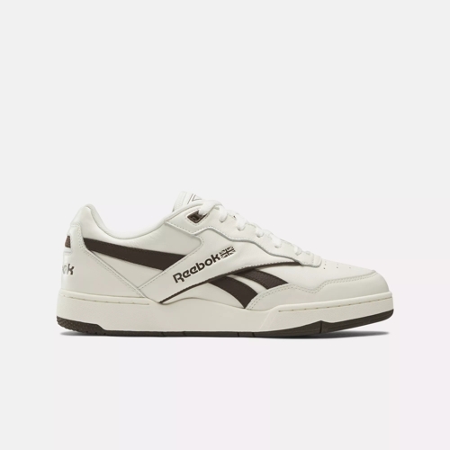 Black and white store reebok basketball shoes