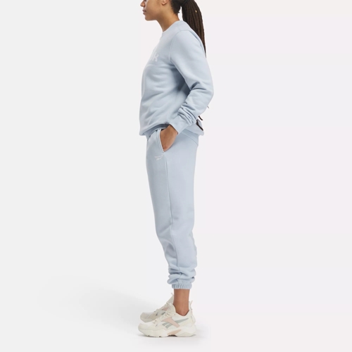 Reebok Women's Cozy Fleece Jogger Sweatpants with Pockets, Blue