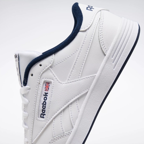 Reebok club c discount 85 intense white navy