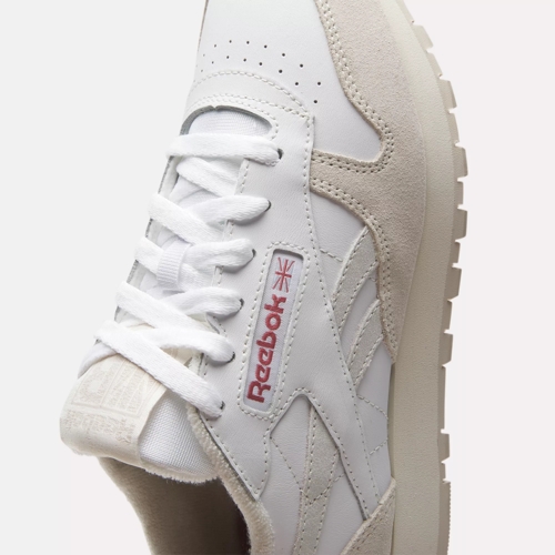 Buy Reebok Classics Womens Reebok Court Advance Trainers White/Rose/Stucco