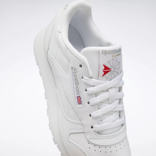 Reebok Women s Classic Leather Shoes in White Size 7