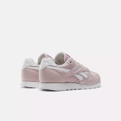 Reebok store classic ultra