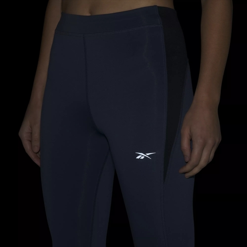 Calça Legging Reebok Vector Feminina Preta - FutFanatics