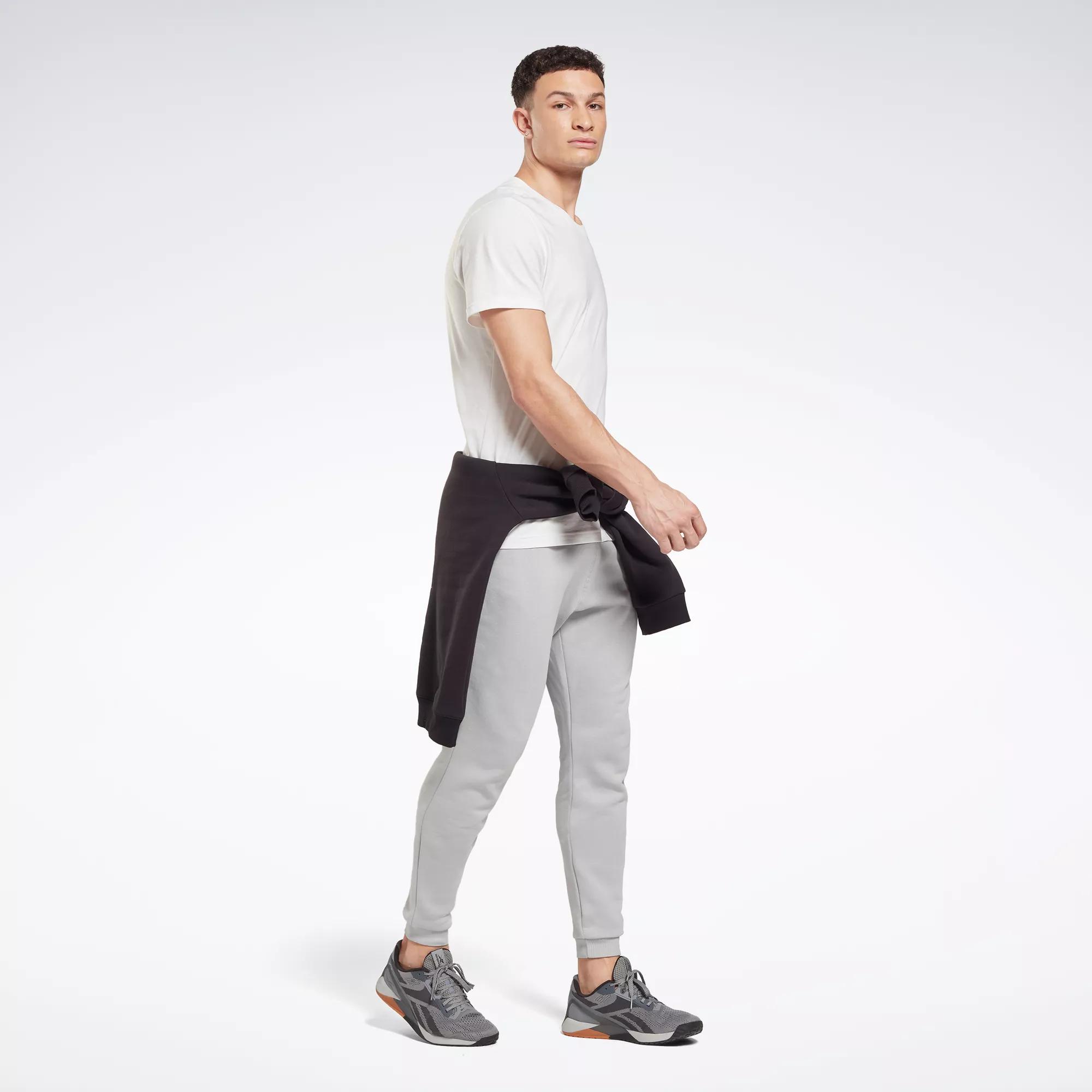 Мужская теннисная футболка Reebok Les Mills Myoknit Tee - classic white -  купить по выгодной цене