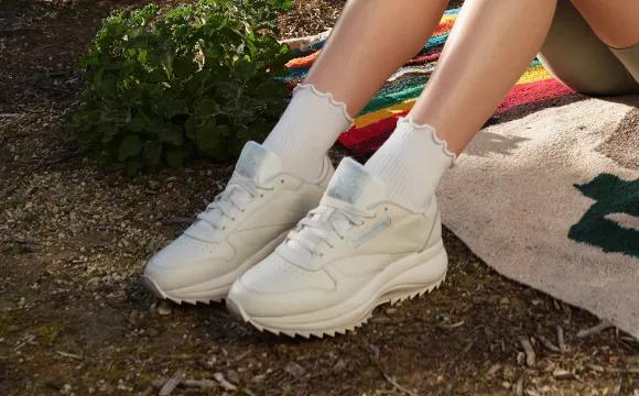 pink reebok womens shoes