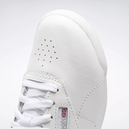 White reebok sale cheer shoes