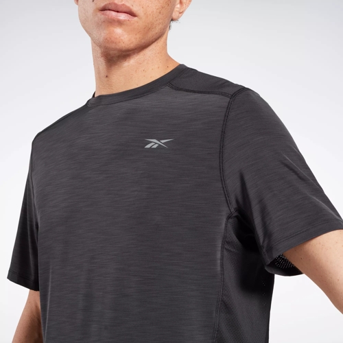 Tee shirt clearance reebok pas