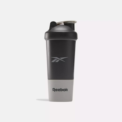 Athletic 17 oz Plastic Shaker Bottle