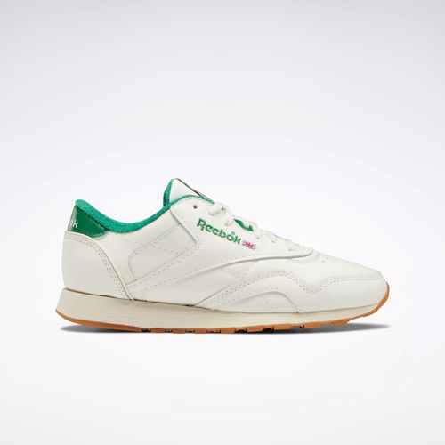 Classic Leather Plus Shoes - Chalk / Glen / Alabaster Reebok