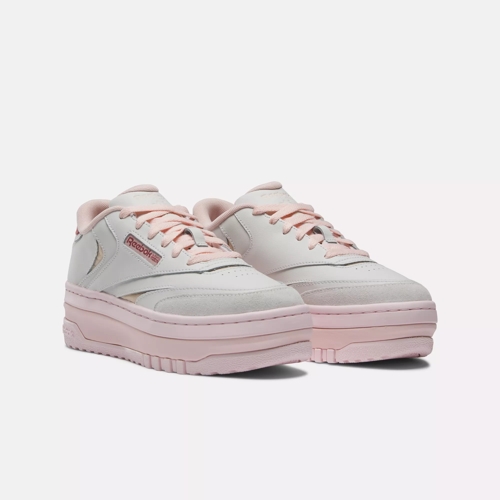 Pink reebok outlet club c