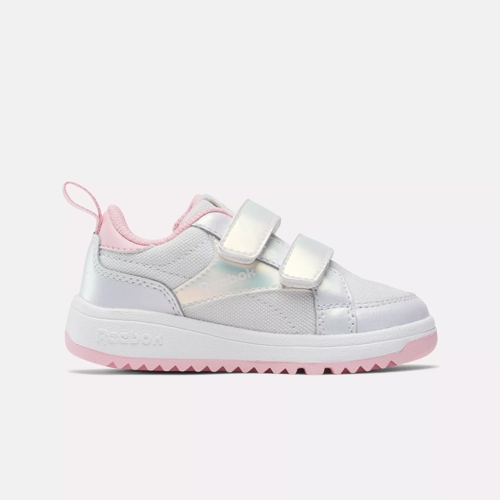 Pink toddler reebok clearance shoes