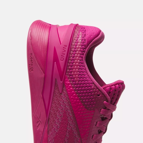 Pink discount crossfit shoes